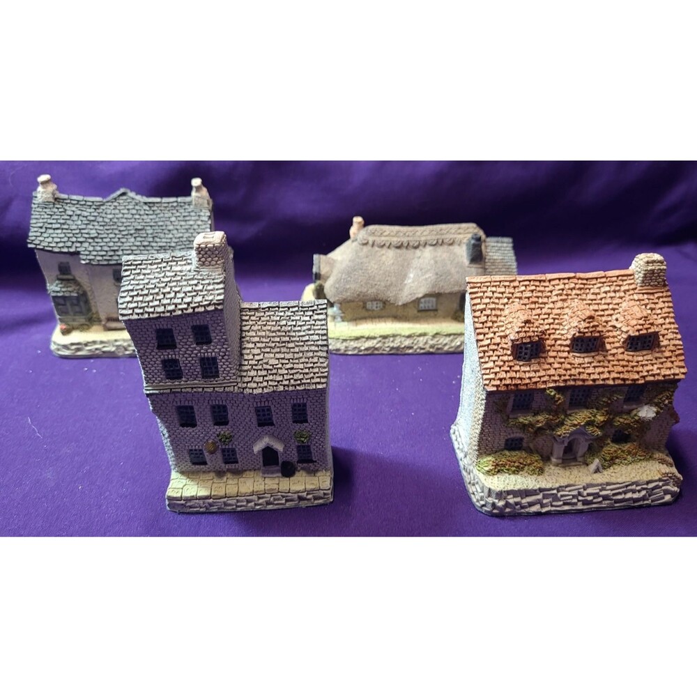 Lot Of 4   Malcolm Cooper Cottage - Made in England Collectible- John Hines LotB